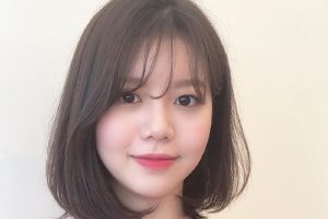 Mặt tròn đội mũ chìa