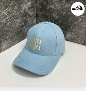 Mũ lưỡi trai miu miu