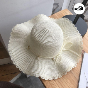 Mũ Cói Rộng Vành Nữ Trắng Kem Viền Lượn Sóng – Kèm Dây Ngọc Trai Trang Nhã